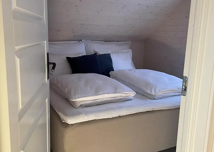 Arctic Nest Ferienhaus *